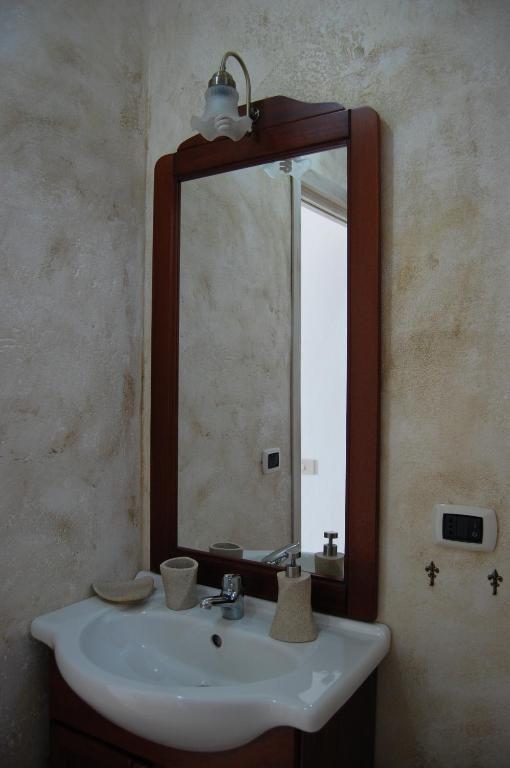 Andrea E Valentina Bed and Breakfast S'archittu Cuglieri Εξωτερικό φωτογραφία
