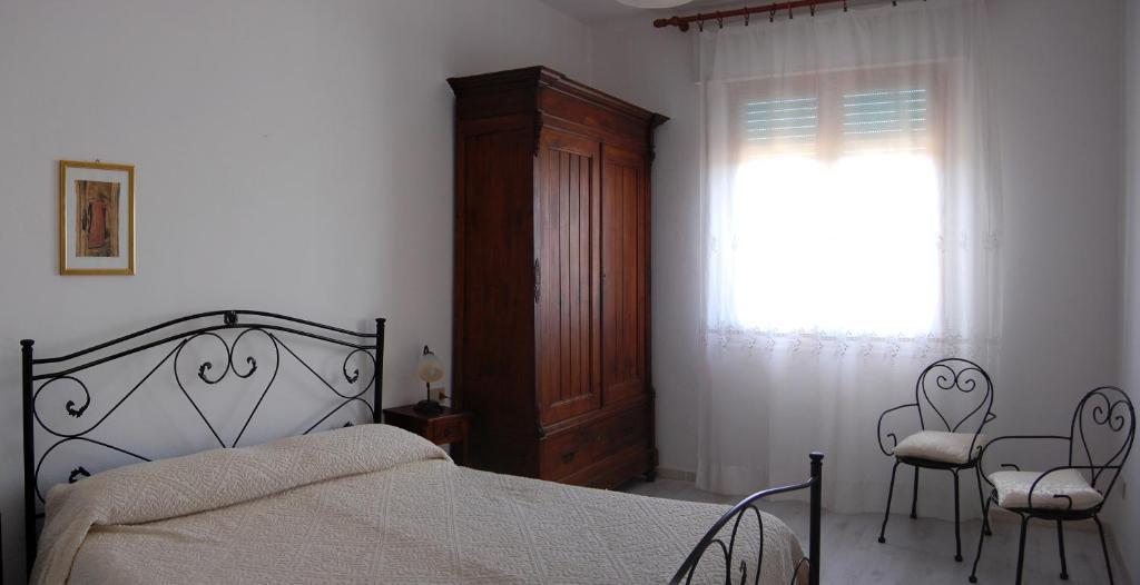 Andrea E Valentina Bed and Breakfast S'archittu Cuglieri Δωμάτιο φωτογραφία
