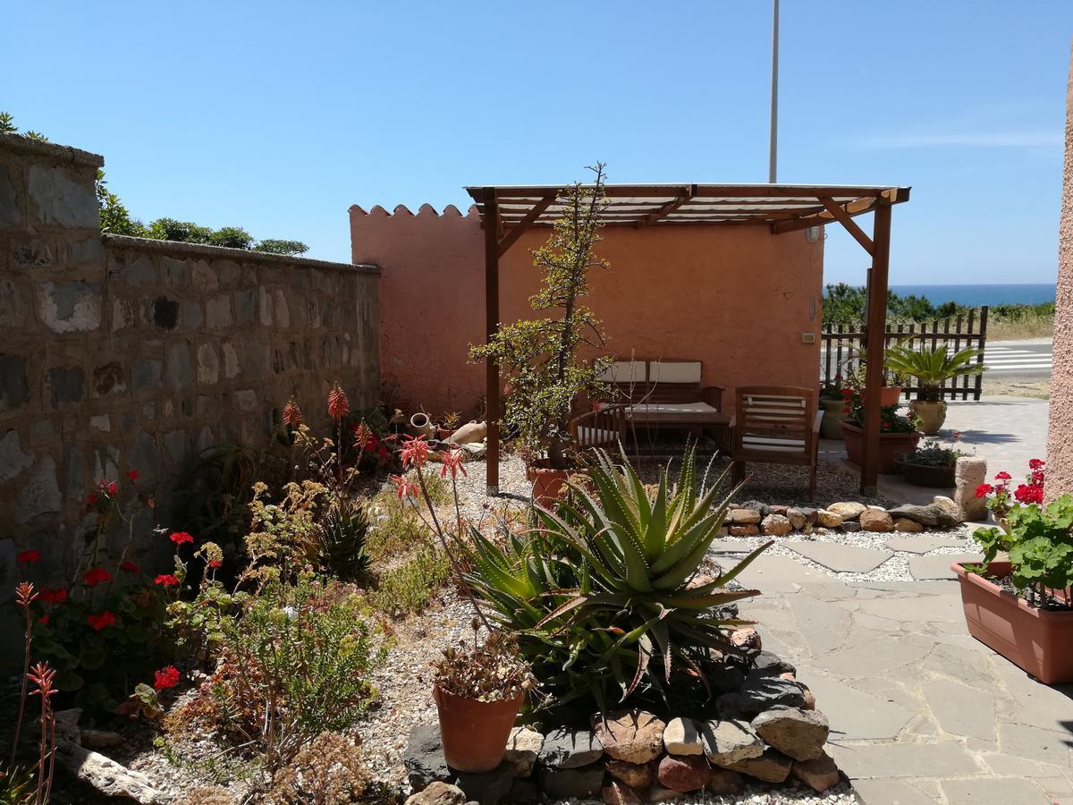 Andrea E Valentina Bed and Breakfast S'archittu Cuglieri Εξωτερικό φωτογραφία