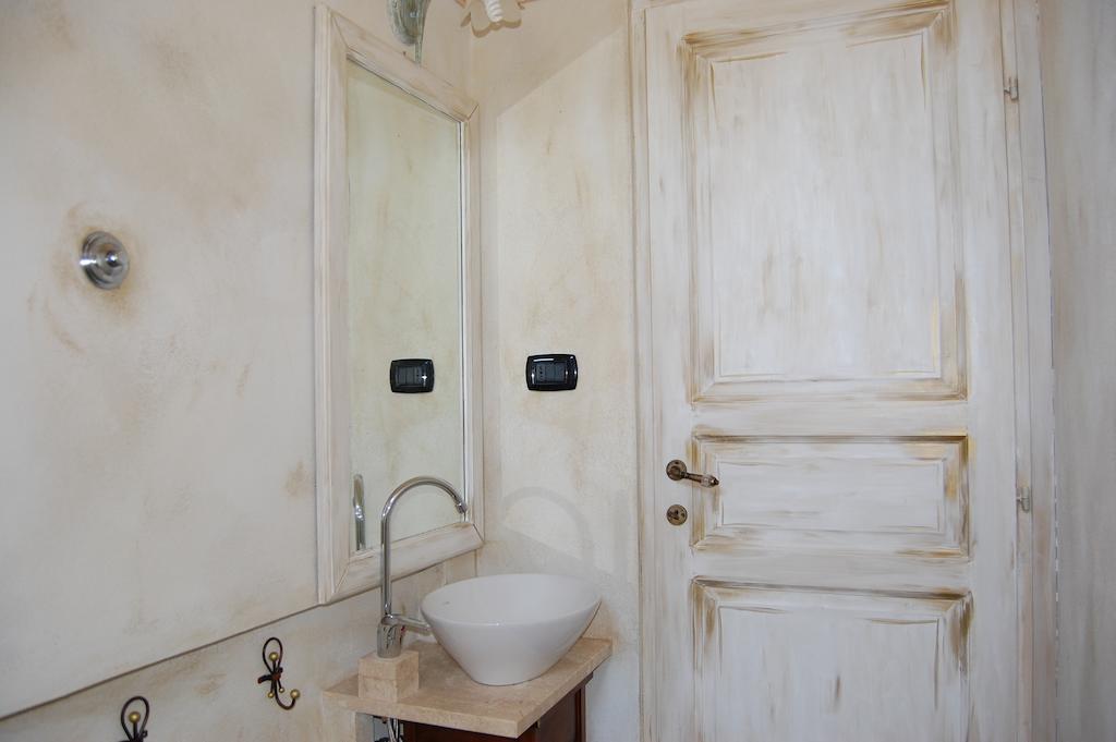 Andrea E Valentina Bed and Breakfast S'archittu Cuglieri Δωμάτιο φωτογραφία